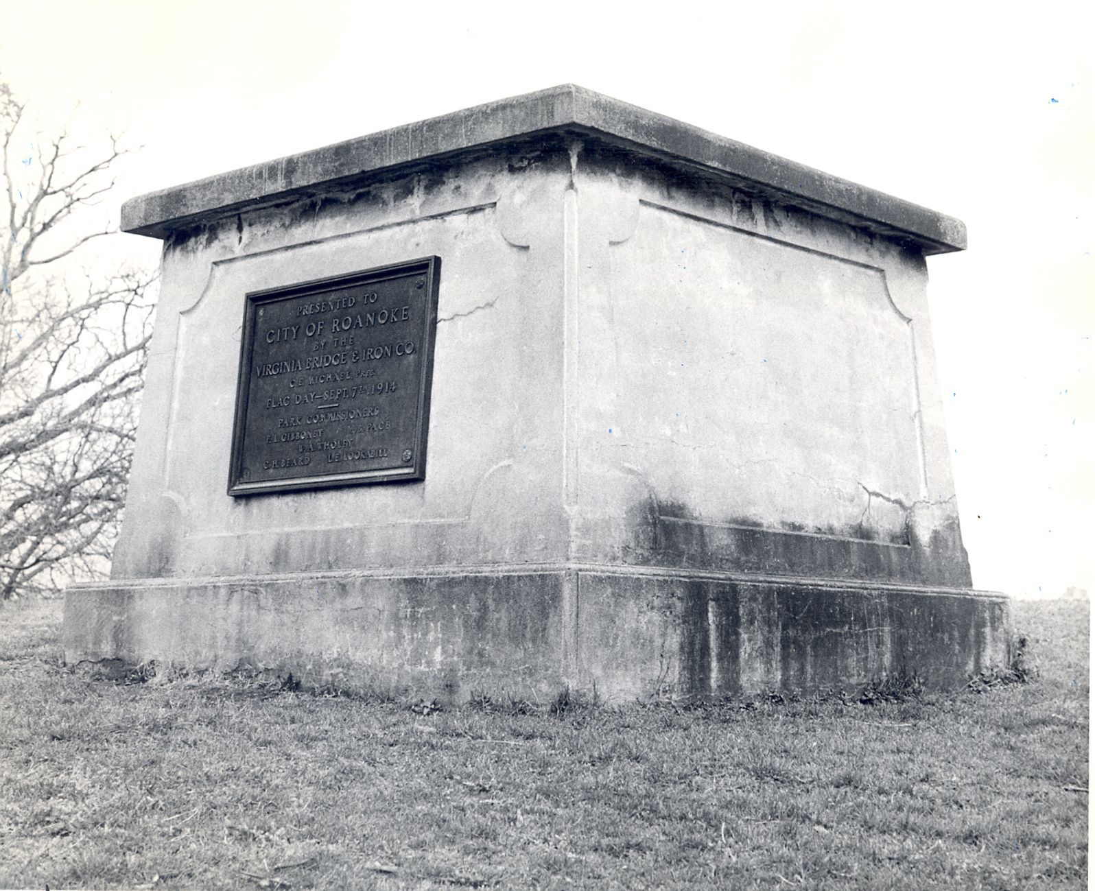 Flag day monument
